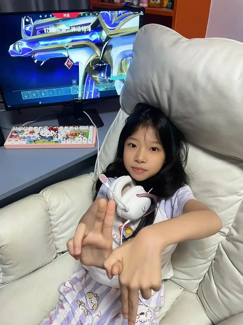 ZmjjKK自责引发深思：英雄联盟赛场心态管理成LPL选手必修课
